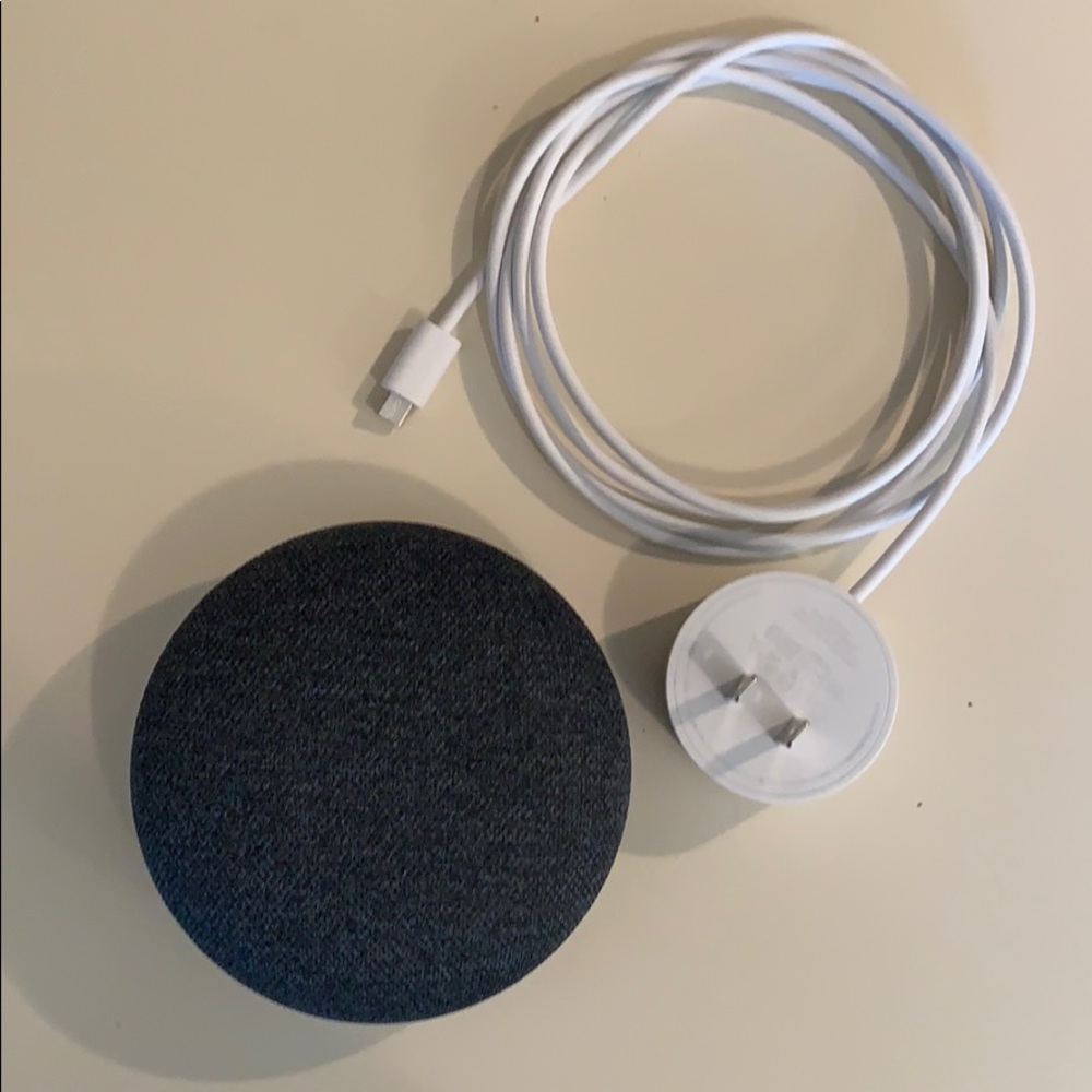 Google Home Mini - Charcoal - LIKE NEW!!